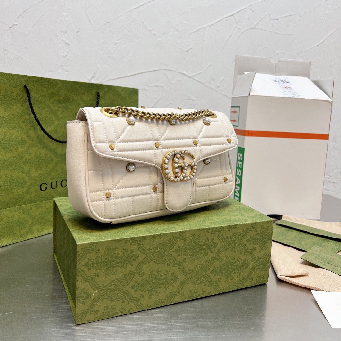 Borsa classica con manico Marmont Pearl