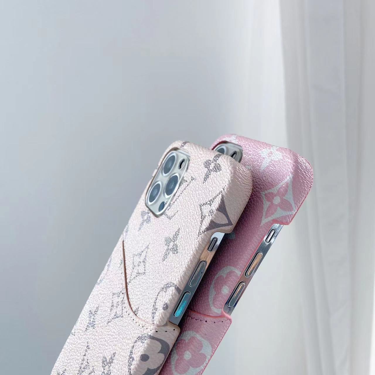 Custodia per telefono con motivo a carta rosa per iPhone