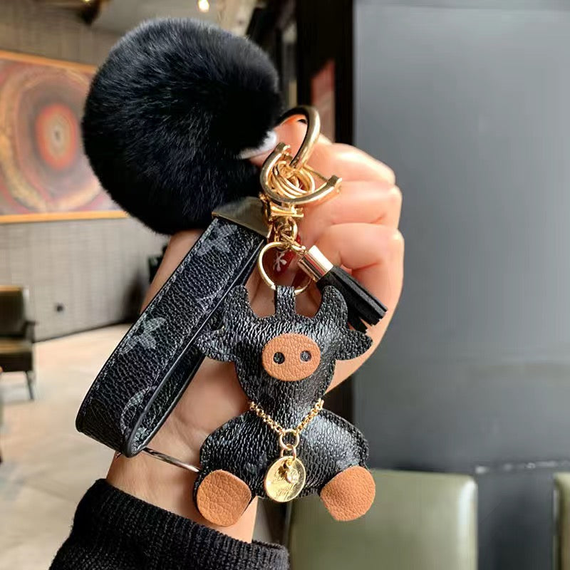 Creative Cow Fresh Key Chain Pendant - ERPOQ