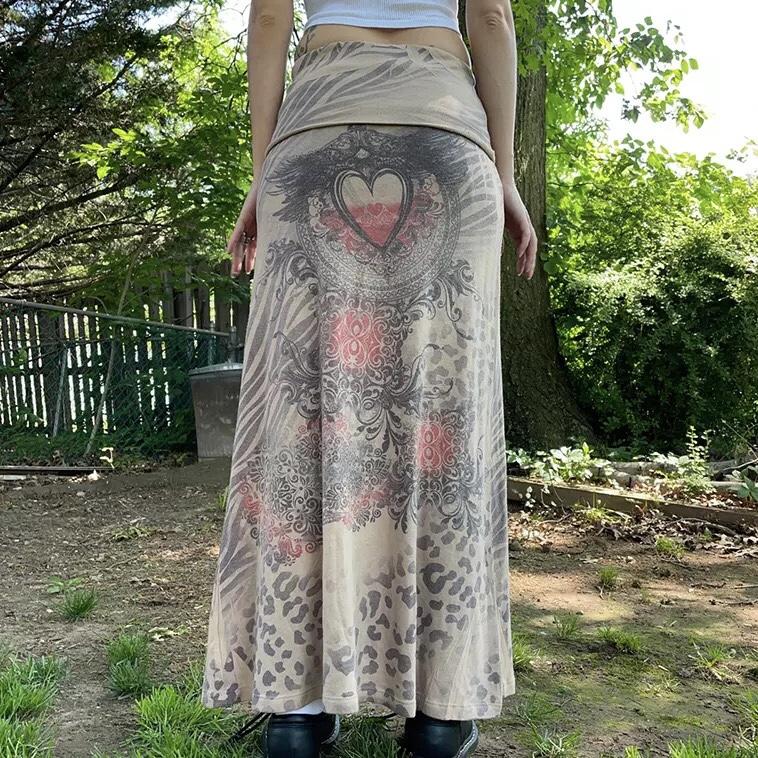 Gonna a vita bassa "Cuore anni 2000" in stile Fairy Grunge