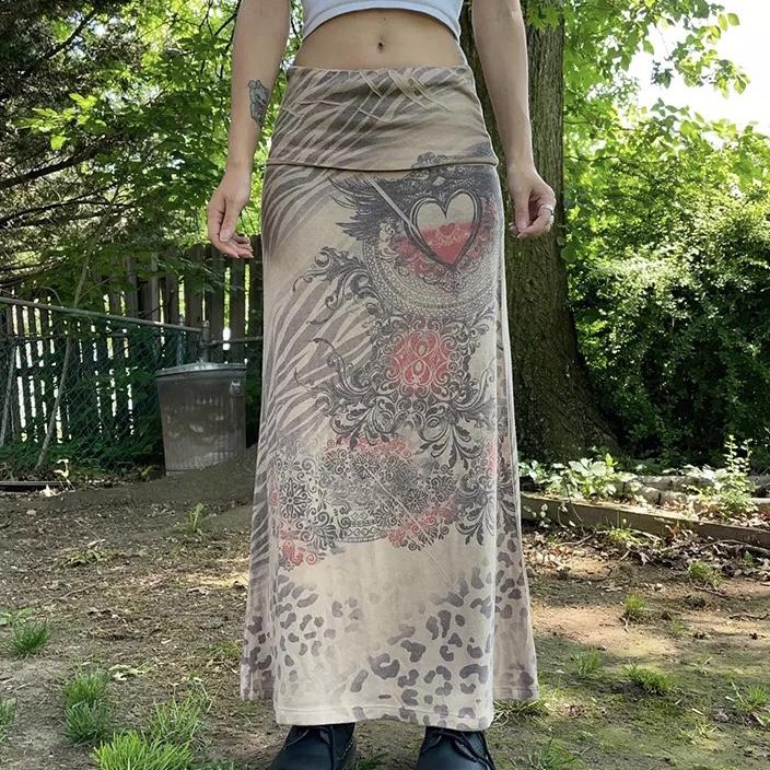 Gonna a vita bassa "Cuore anni 2000" in stile Fairy Grunge