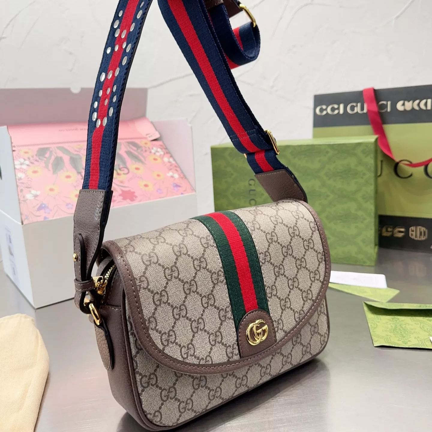 Borsa da sella di grande capacità serie Ophidia