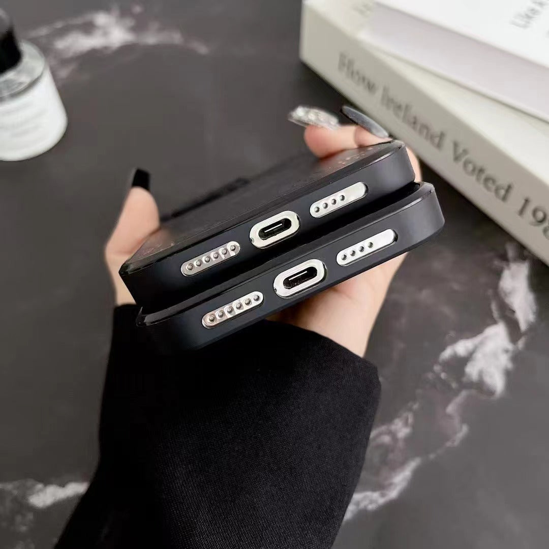 Custodia nera per iPhone con MagSafe