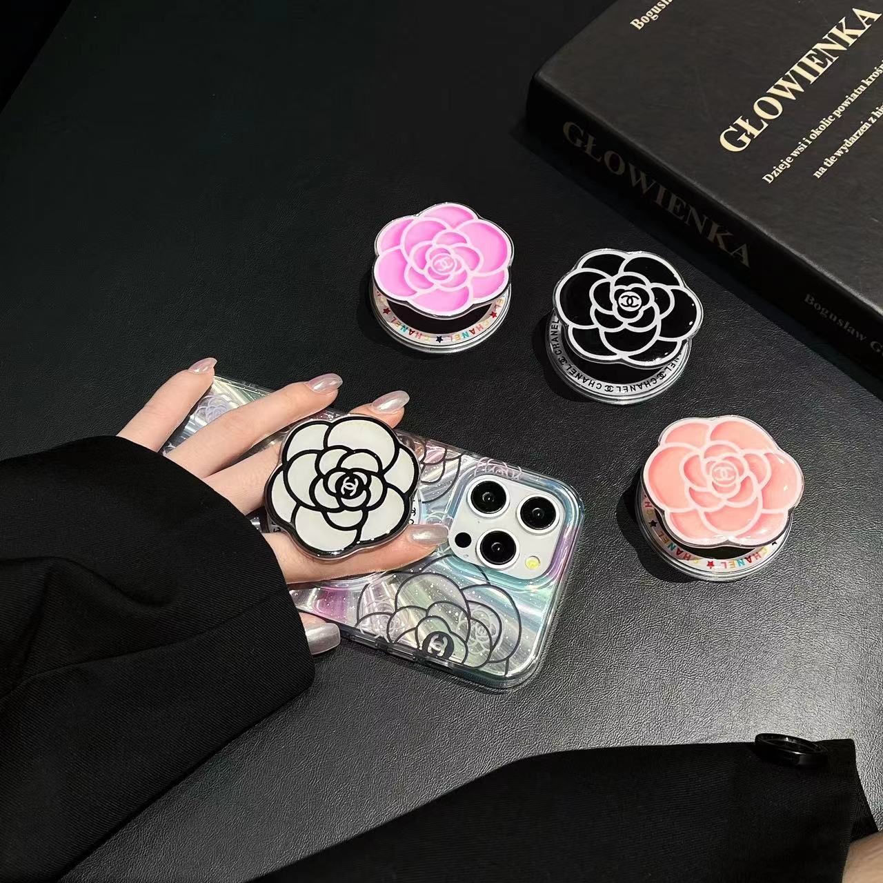Custodia colorata per iPhone con design MagSafe