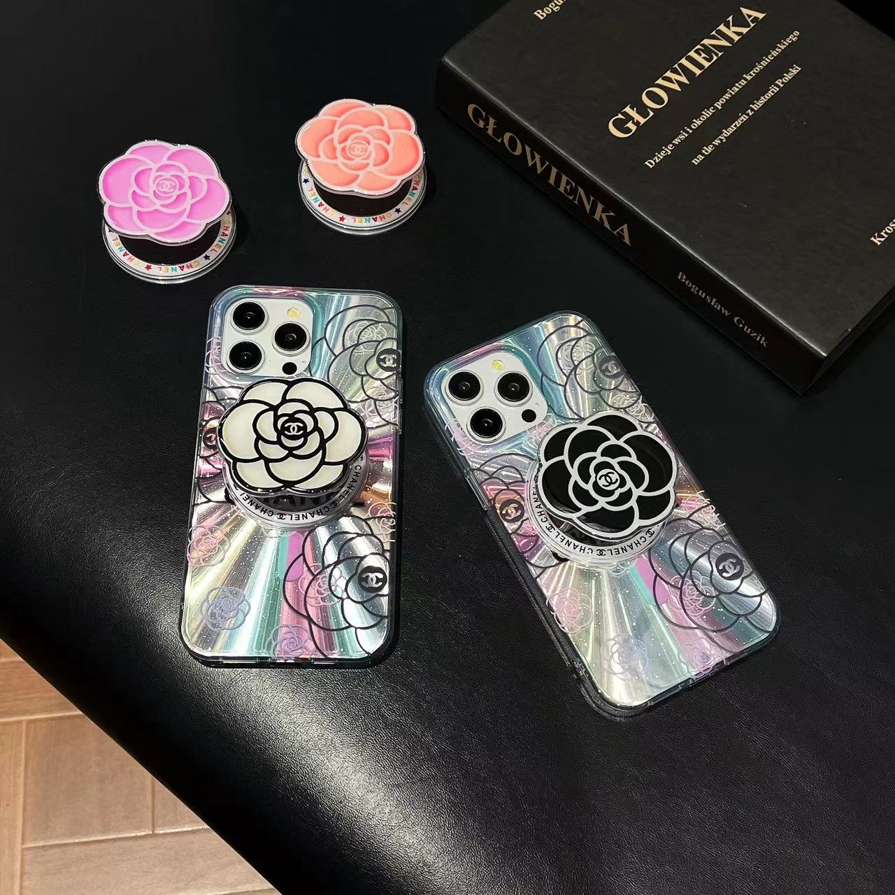 Custodia colorata per iPhone con design MagSafe