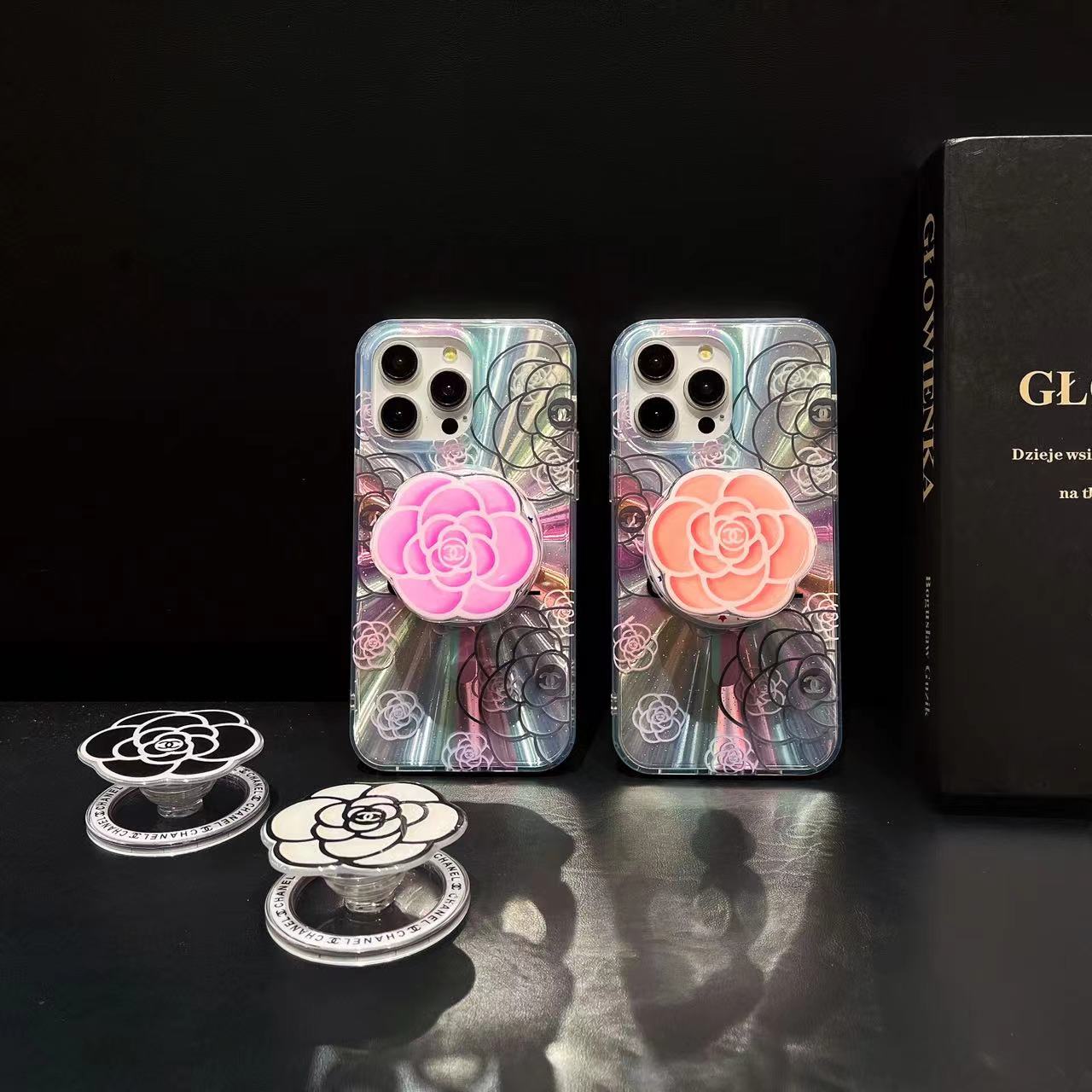 Custodia colorata per iPhone con design MagSafe