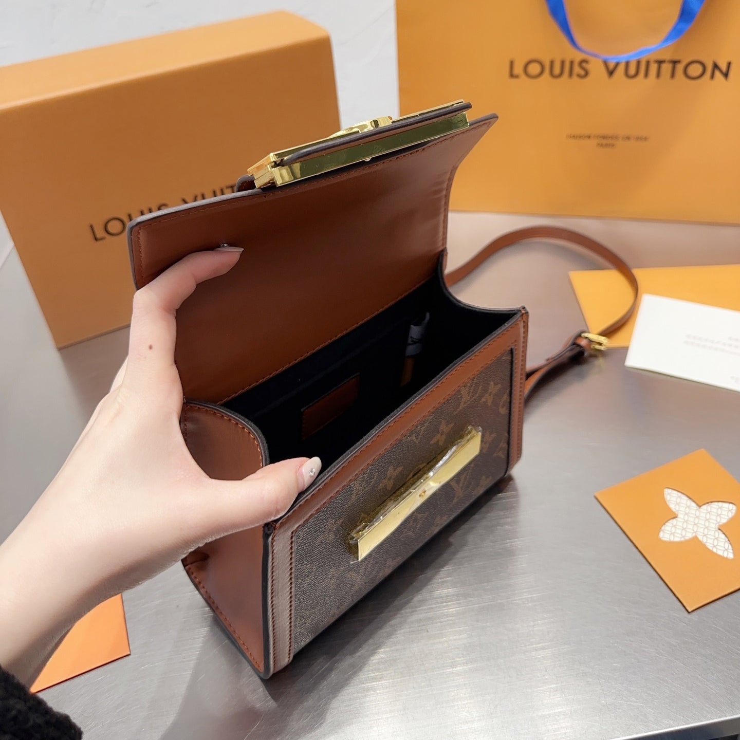 Borsa a tracolla classica in pelle