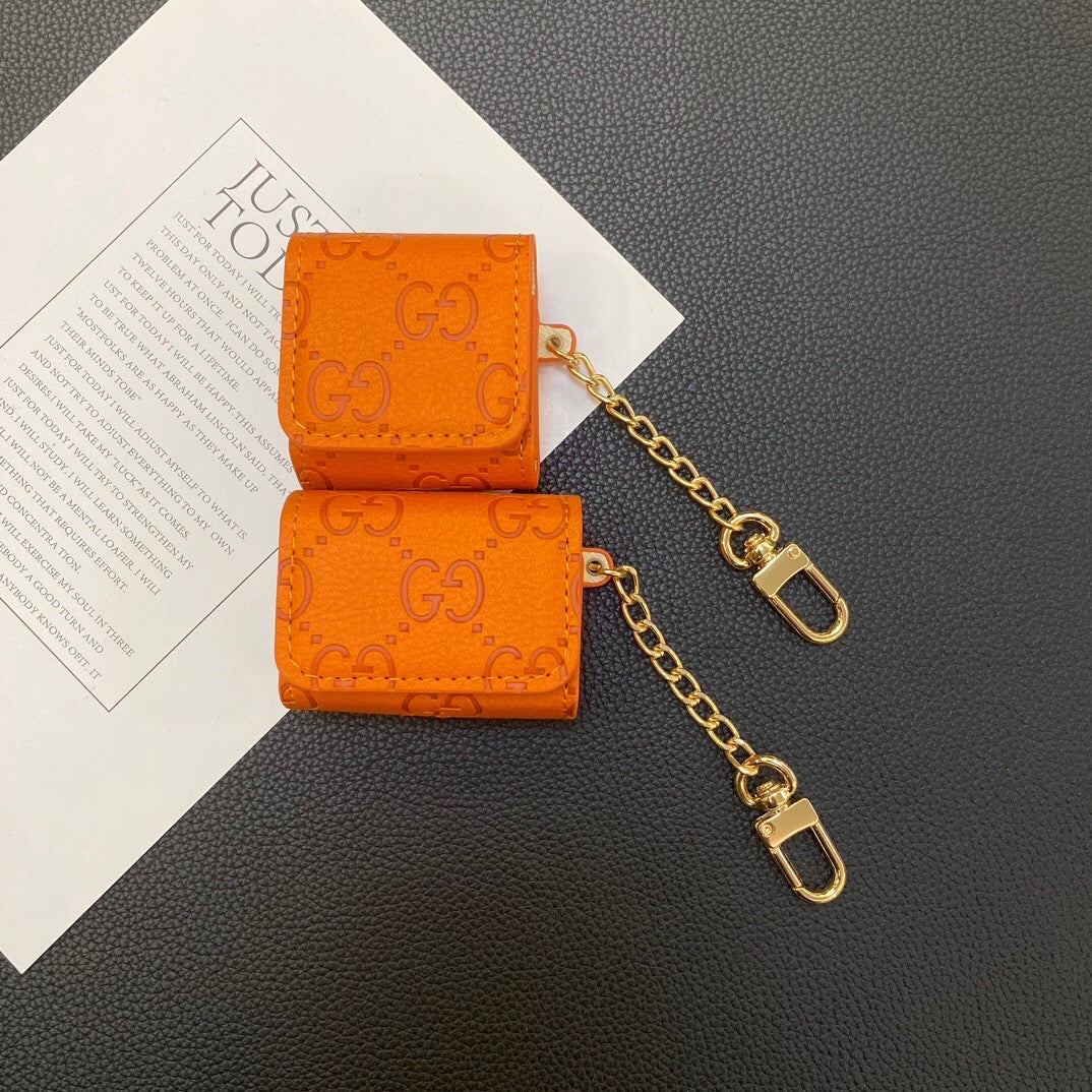Nuove custodie protettive in pelle per AirPods