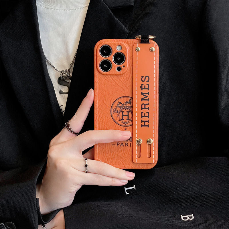 Nuova custodia arancione per iPhone
