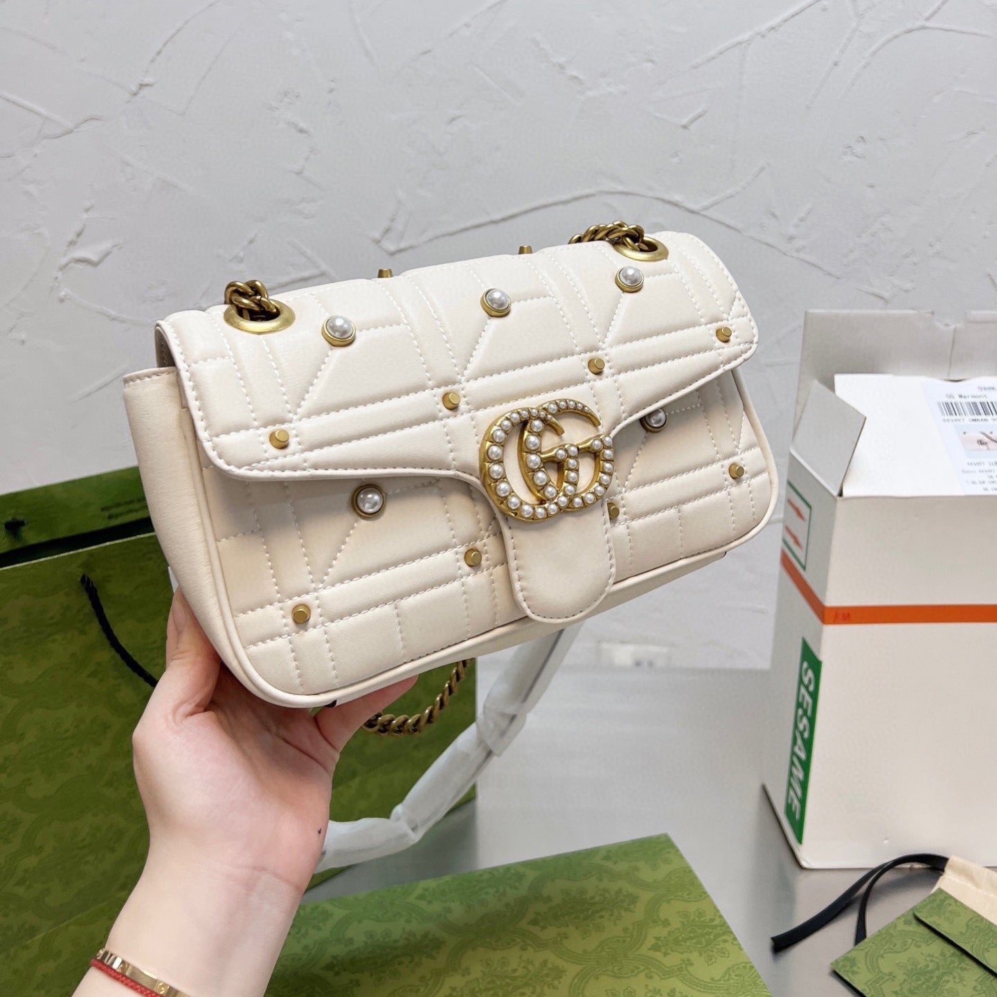 Borsa classica con manico Marmont Pearl
