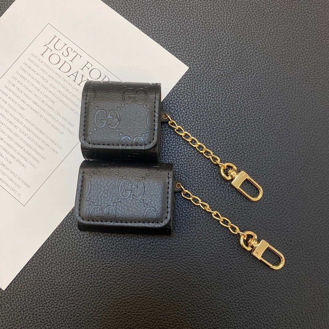 Nuove custodie protettive in pelle per AirPods