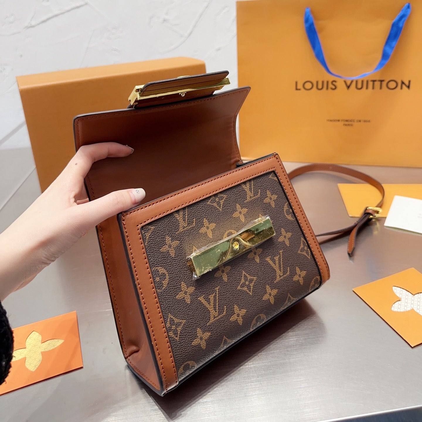 Borsa a tracolla classica in pelle