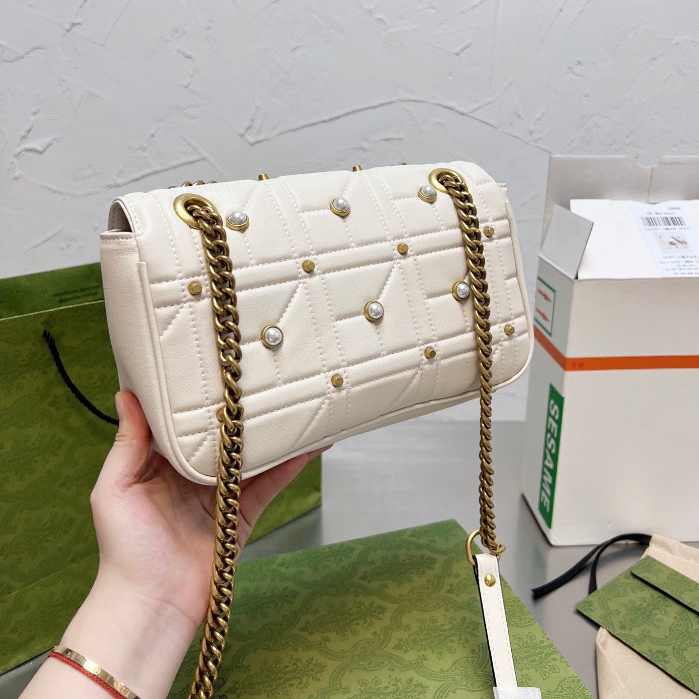 Borsa classica con manico Marmont Pearl