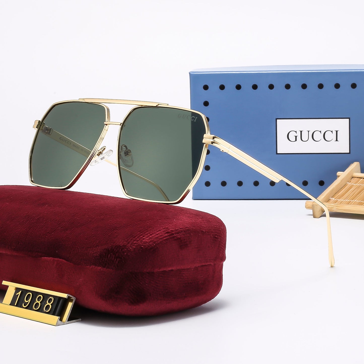 Nuovi occhiali da sole Aviator