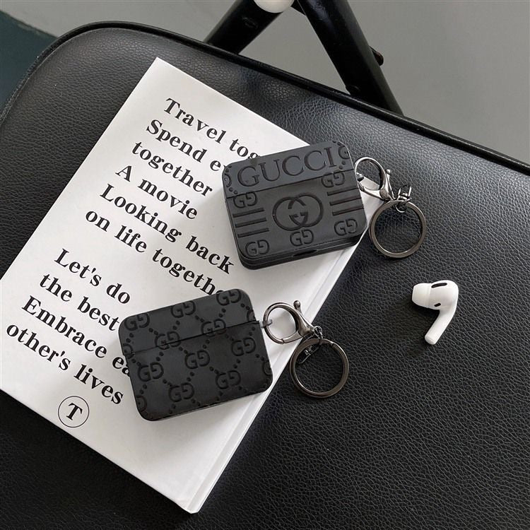 Strukturiertes schwarzes AirPods-Case