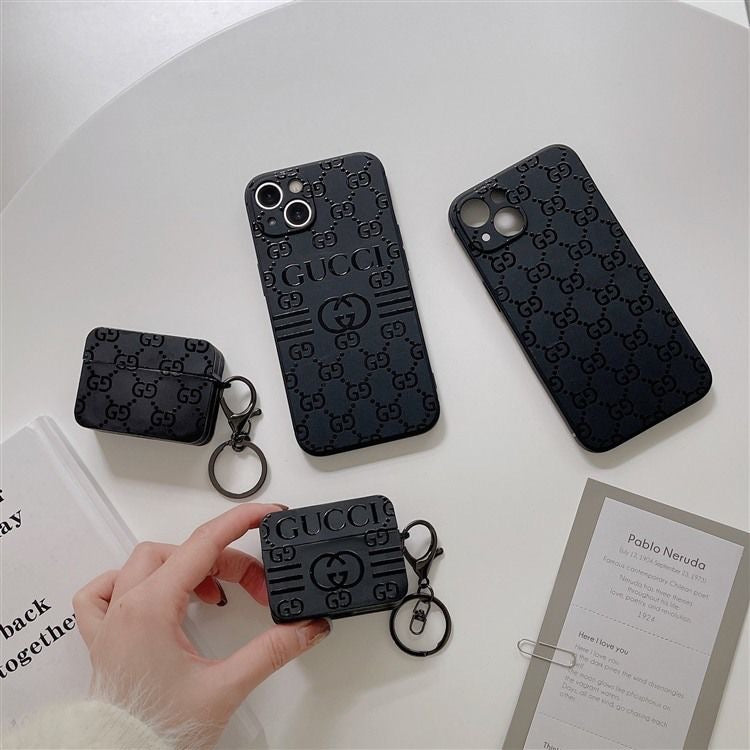 Strukturiertes schwarzes AirPods-Case