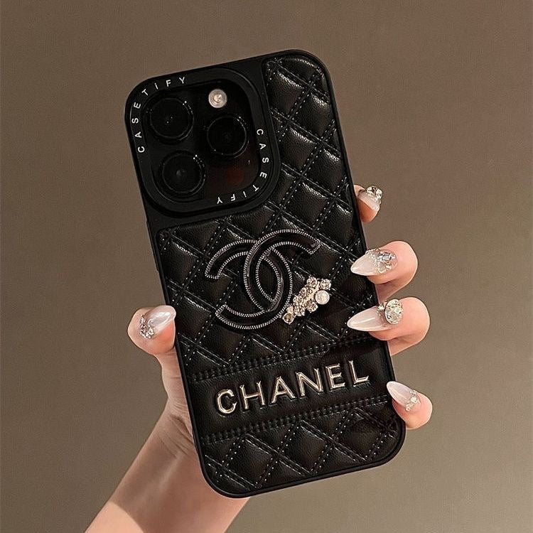 Custodia carina e alla moda per iPhone