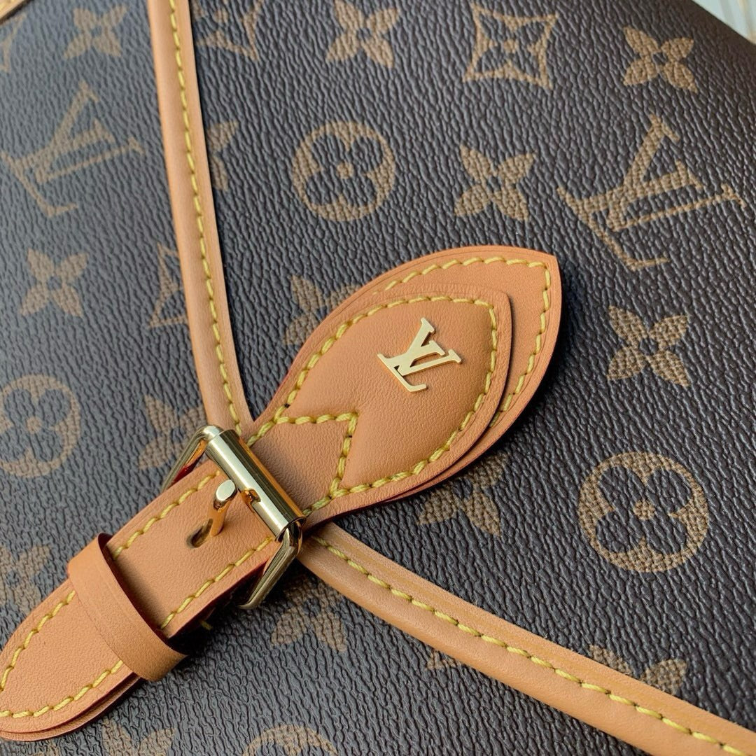 Borsa alla moda quadrata marrone