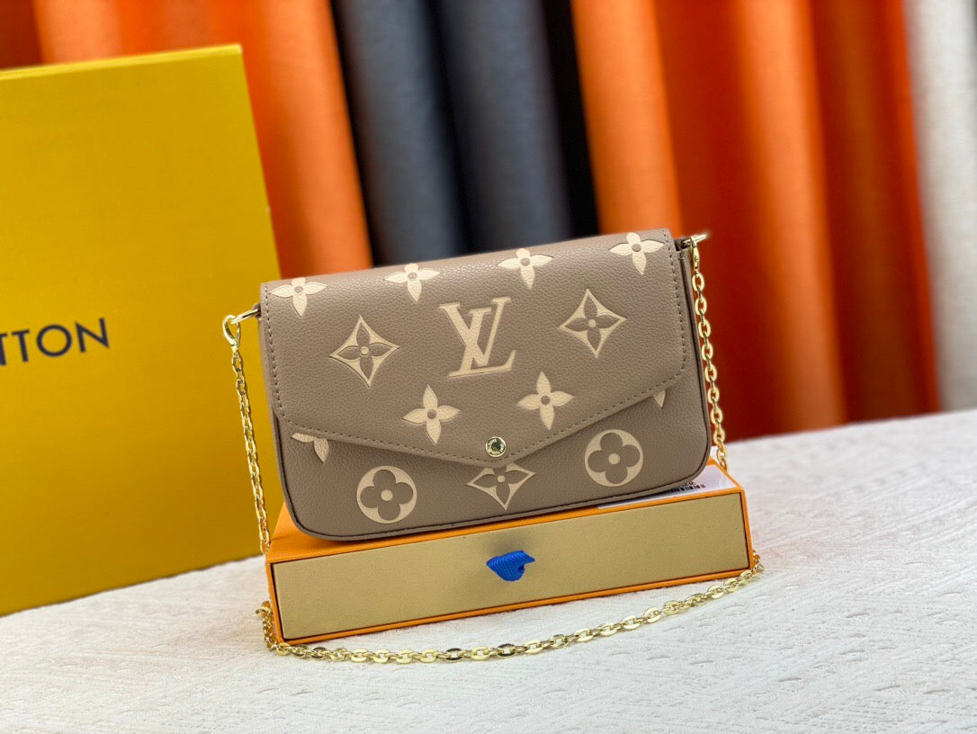 Borsa a busta elegante e colorata