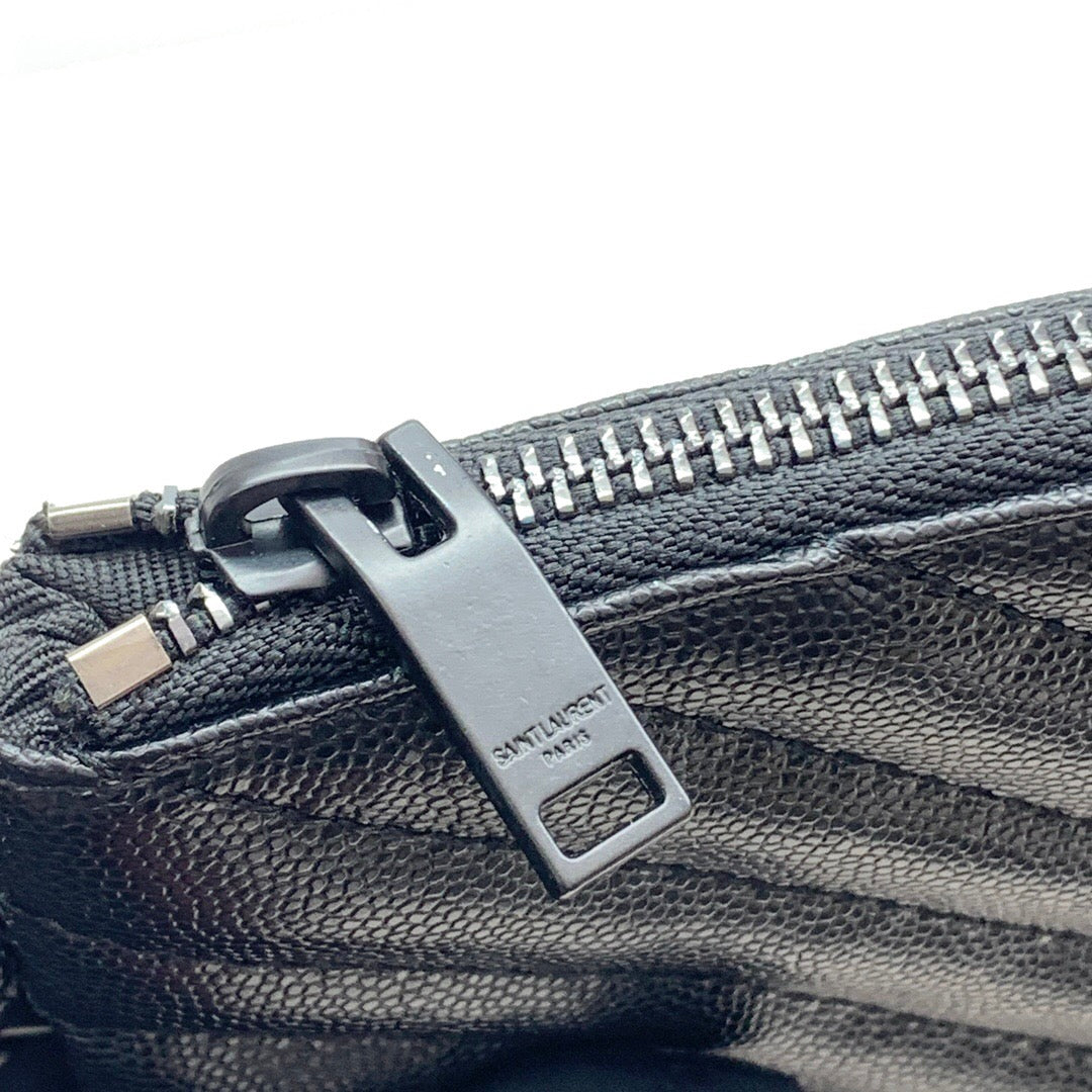 Bellissima borsa nera per telefono