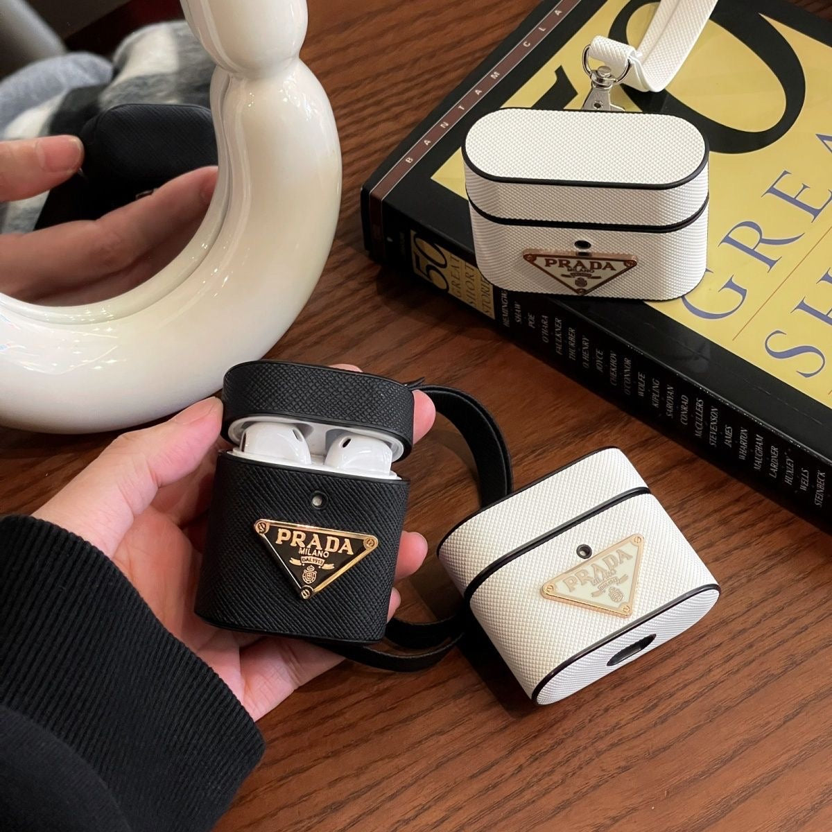 Custodia colorata per AirPods di tendenza