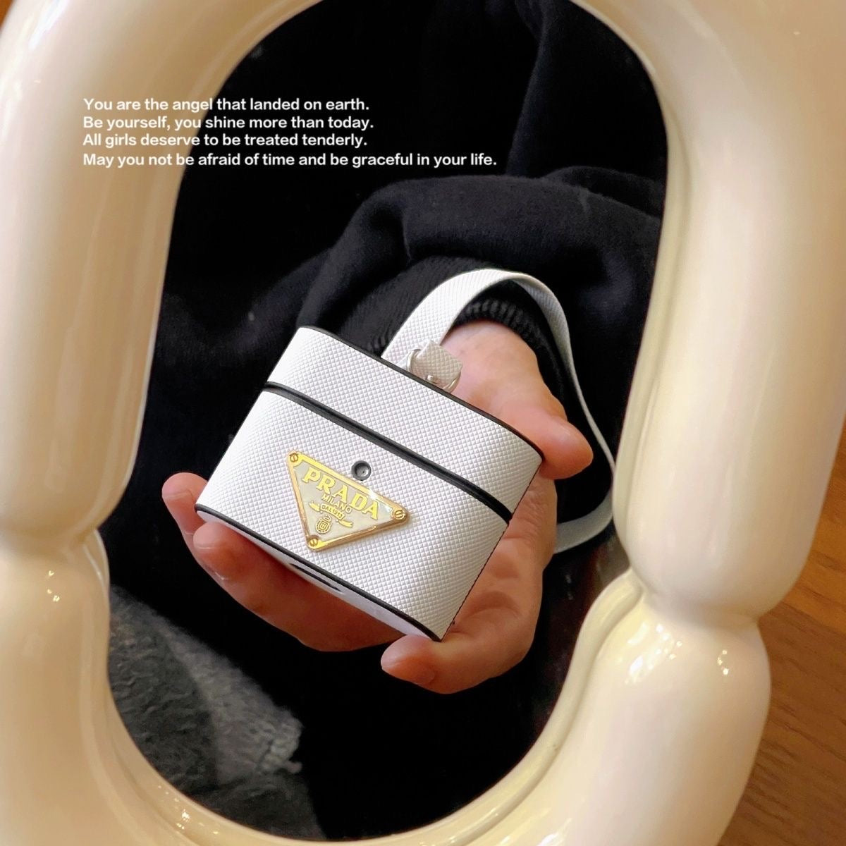 Custodia colorata per AirPods di tendenza