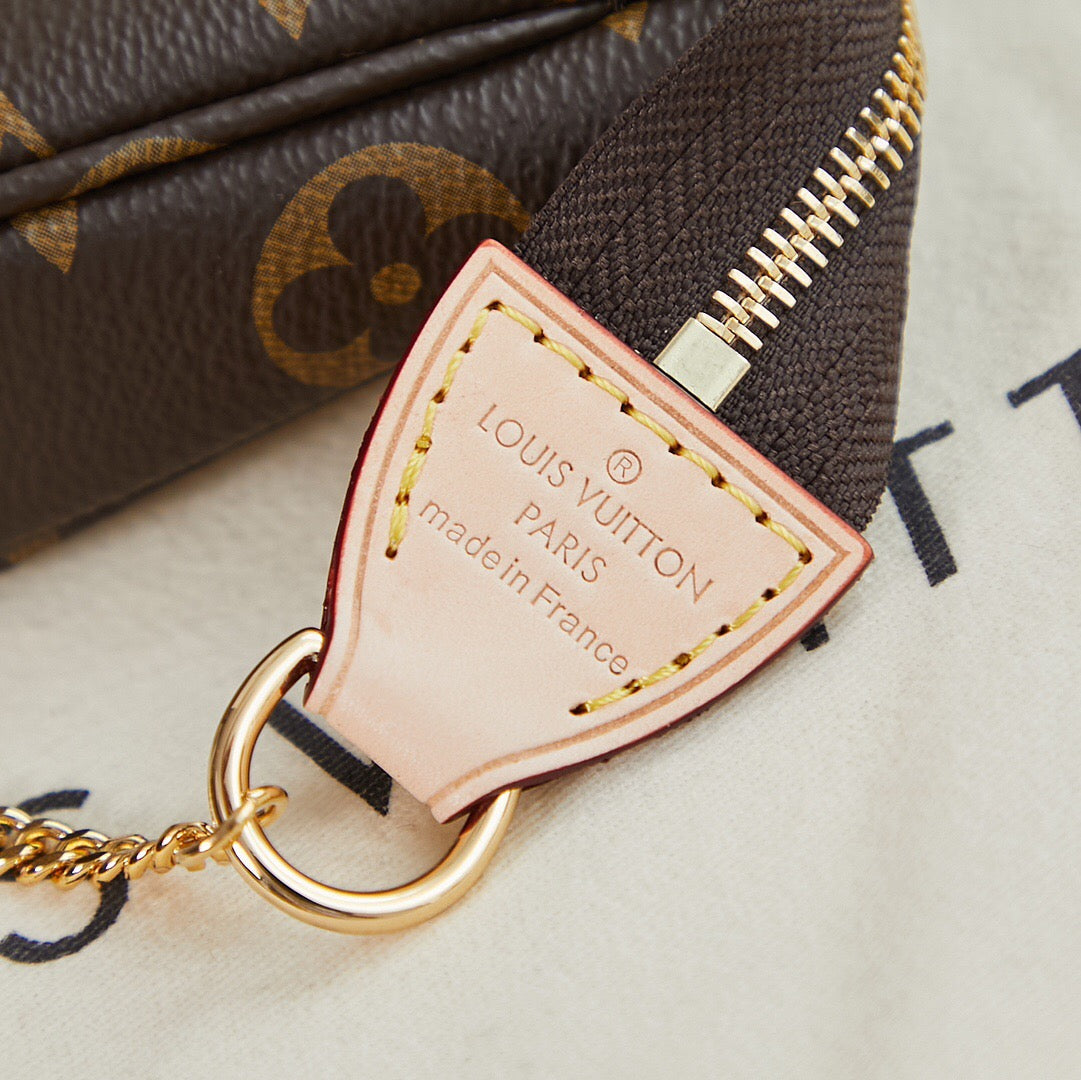 Borsa quadrata marrone alla moda