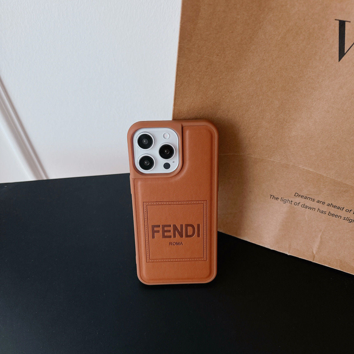 Custodia per telefono Well Brown per iPhone