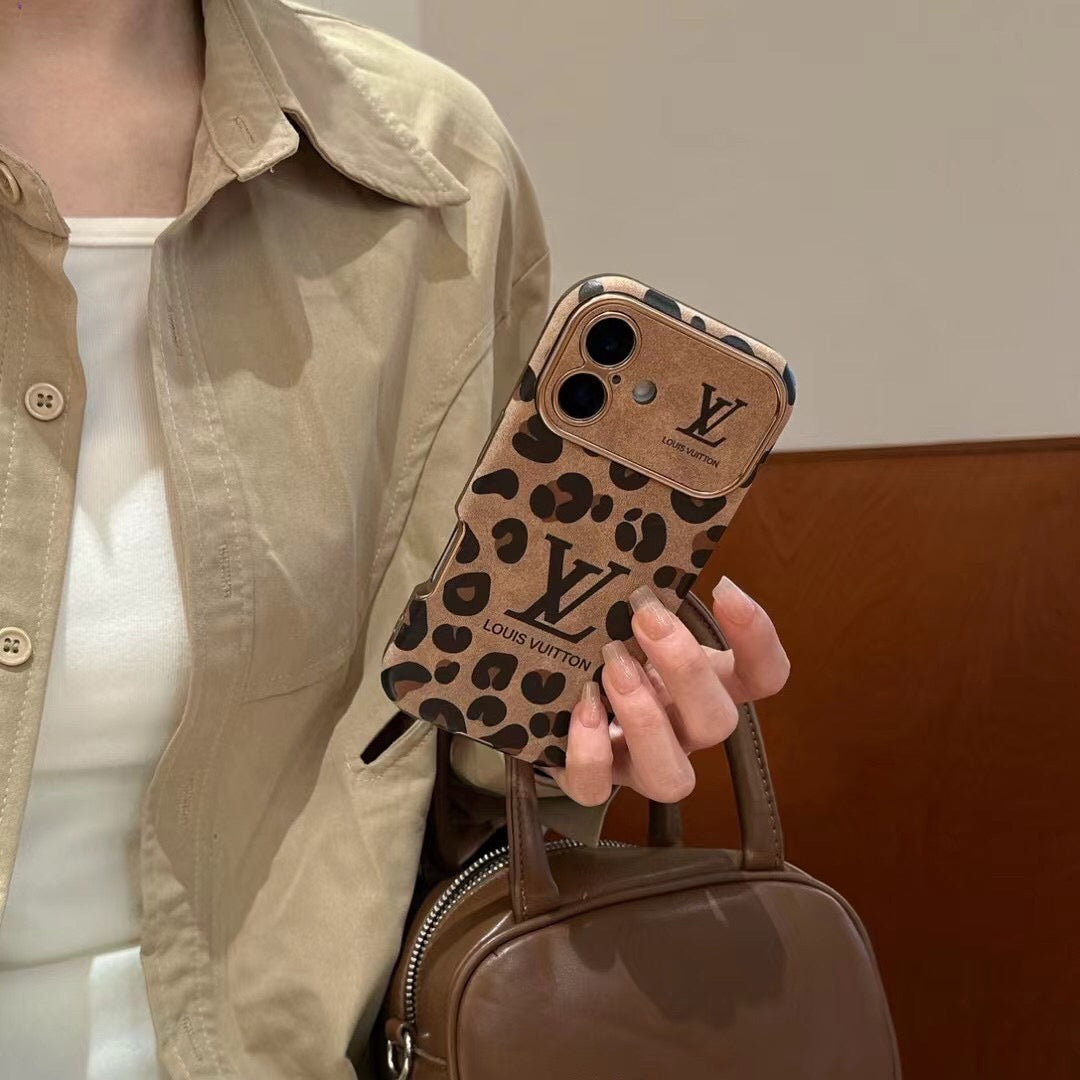 Custodia per iPhone con stampa leopardata
