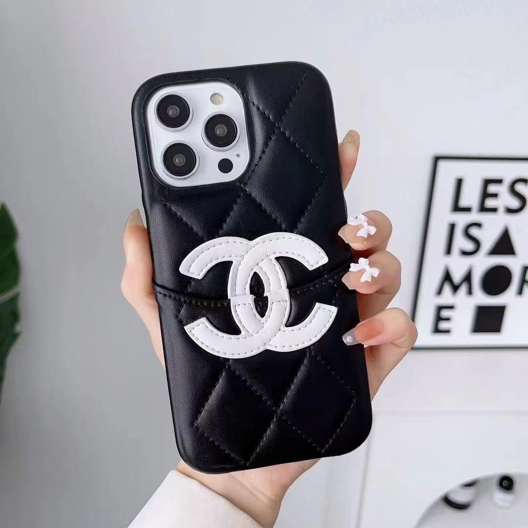 Custodia in vera pelle per iPhone