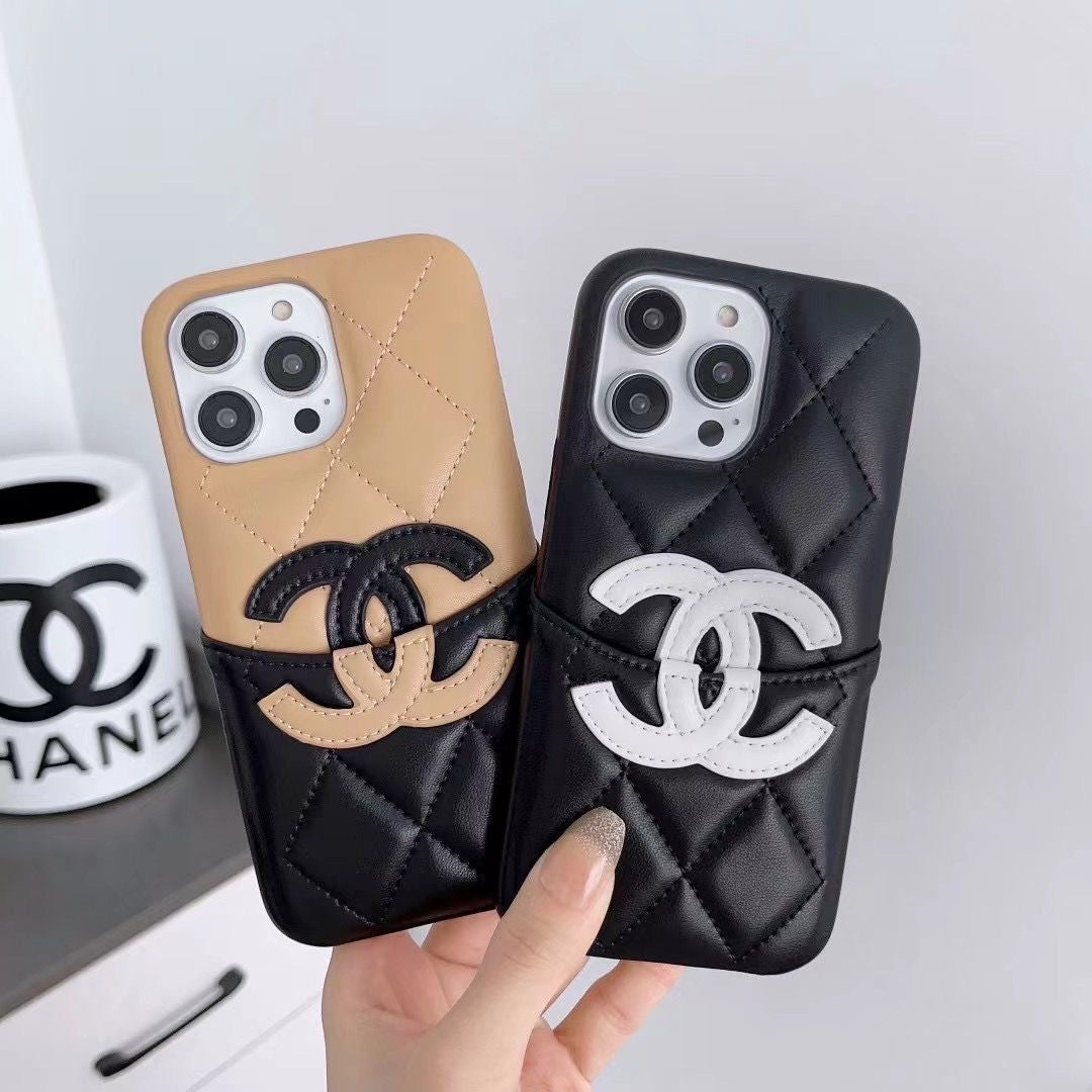 Custodia in vera pelle per iPhone