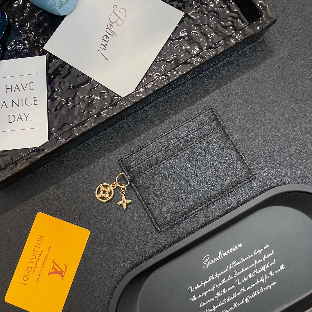Portafoglio porta monete e carte con catena alla moda