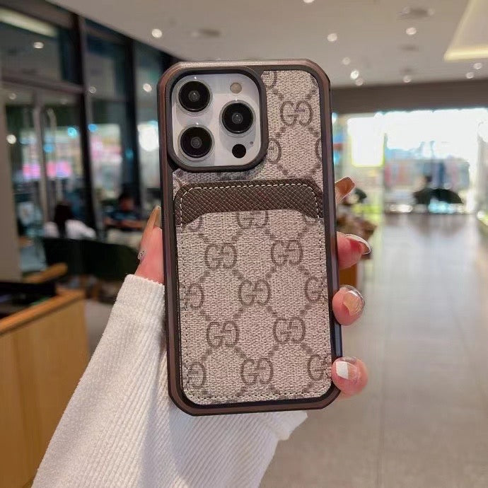 Custodia classica in pelle per iPhone