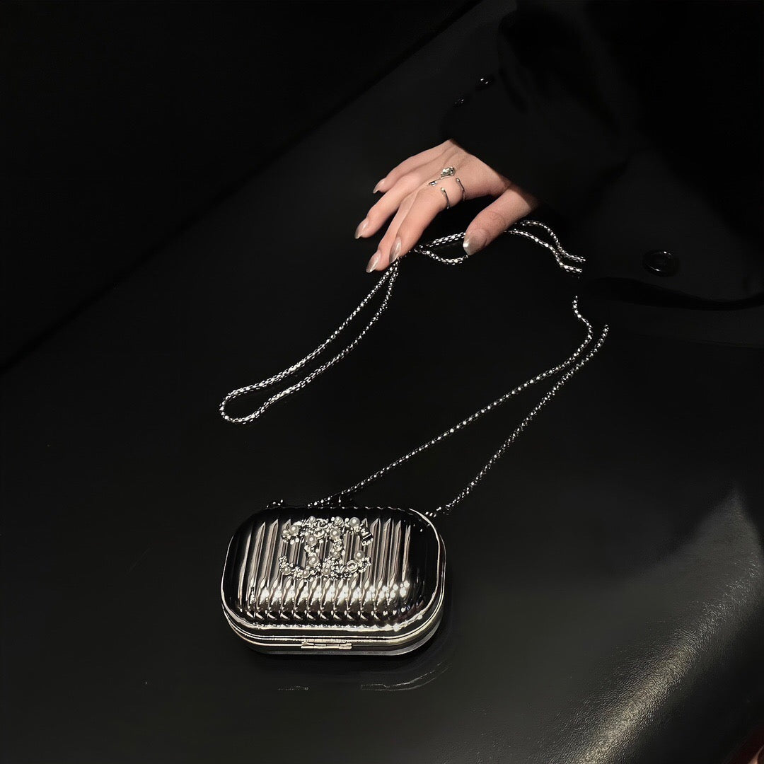 Portafoglio porta monete con brillantini e borsa per telefono