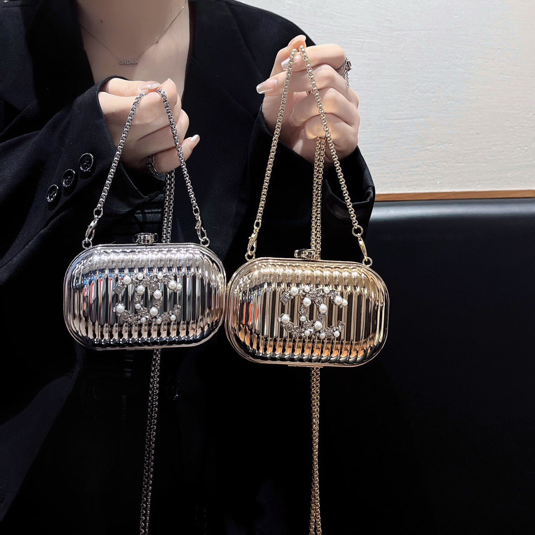 Portafoglio porta monete con brillantini e borsa per telefono