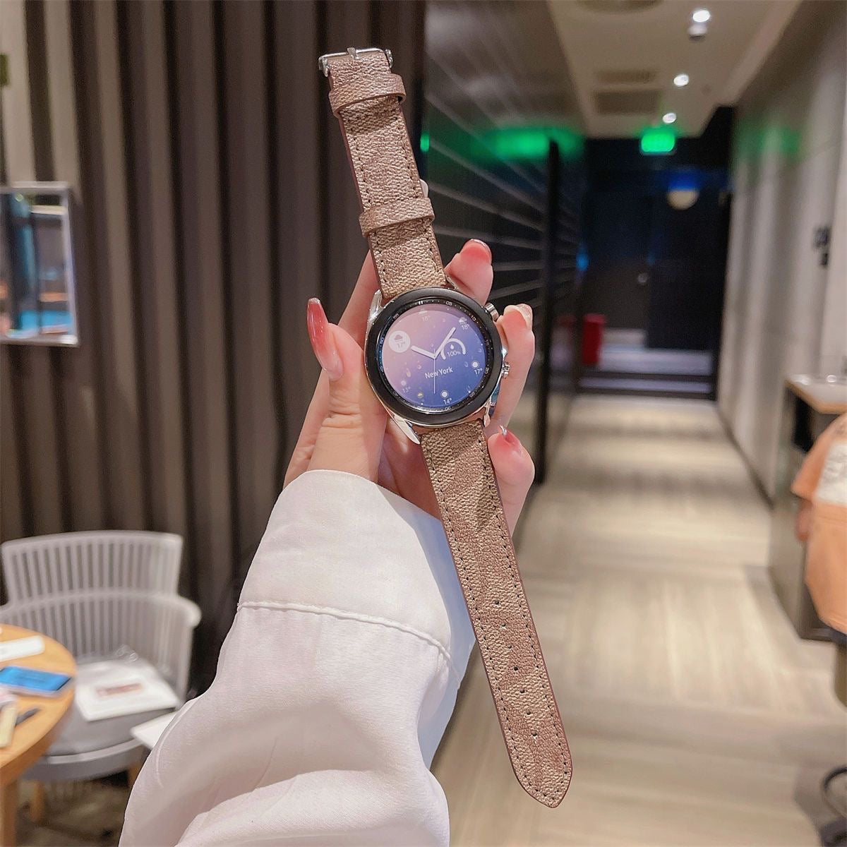 Cinturini Galaxy Watch freschi e alla moda