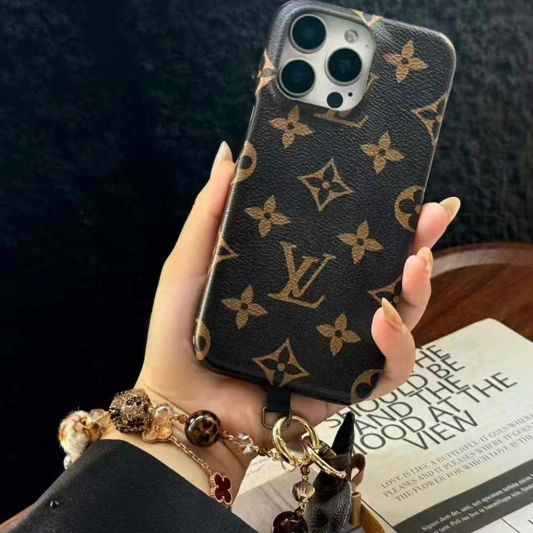 Custodia per telefono con catena marrone completa per iPhone