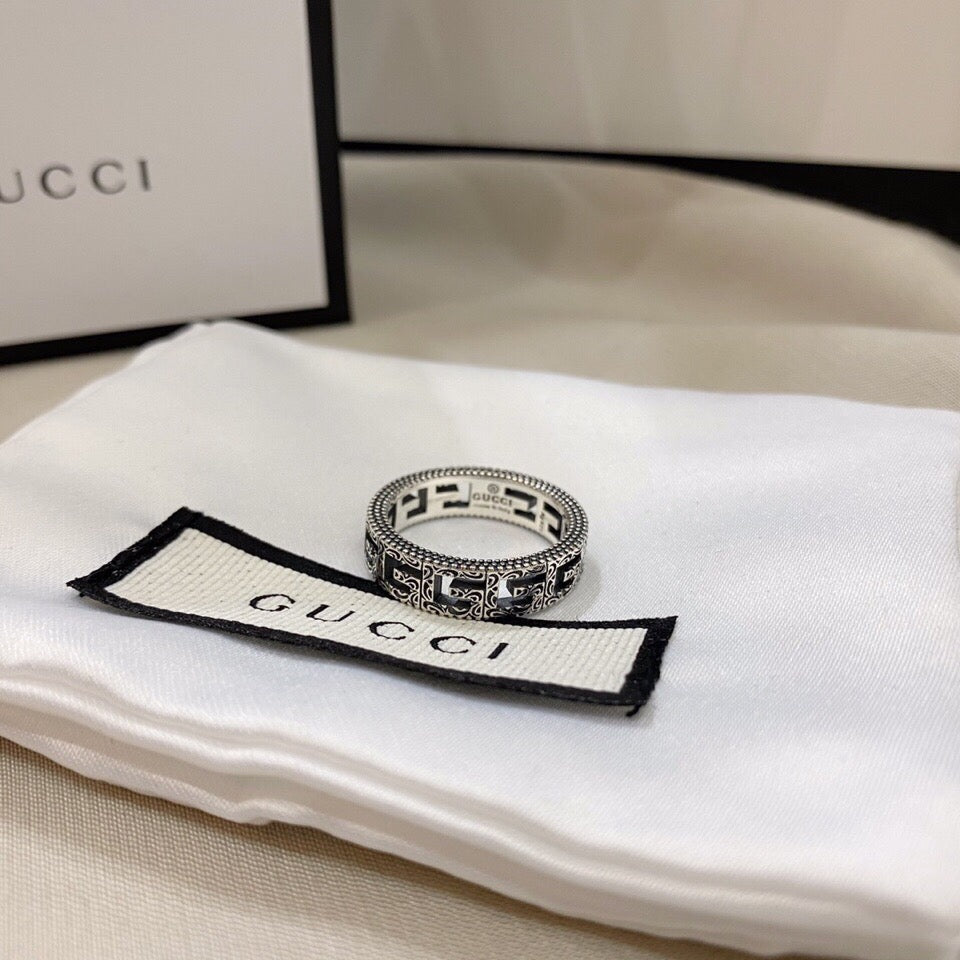Anello sottile vintage in argento sterling con scheletro