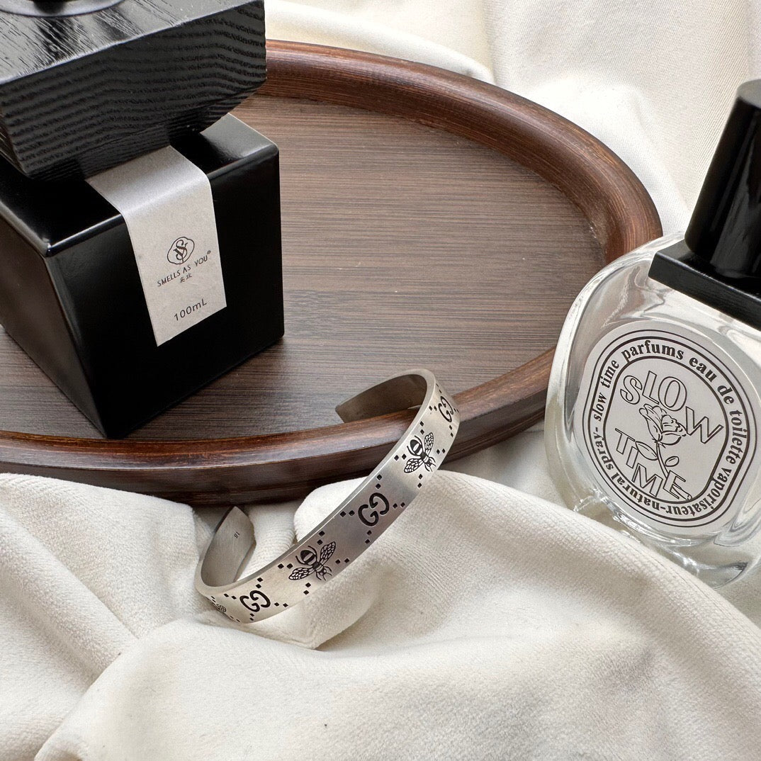 Bracciale in argento alla moda