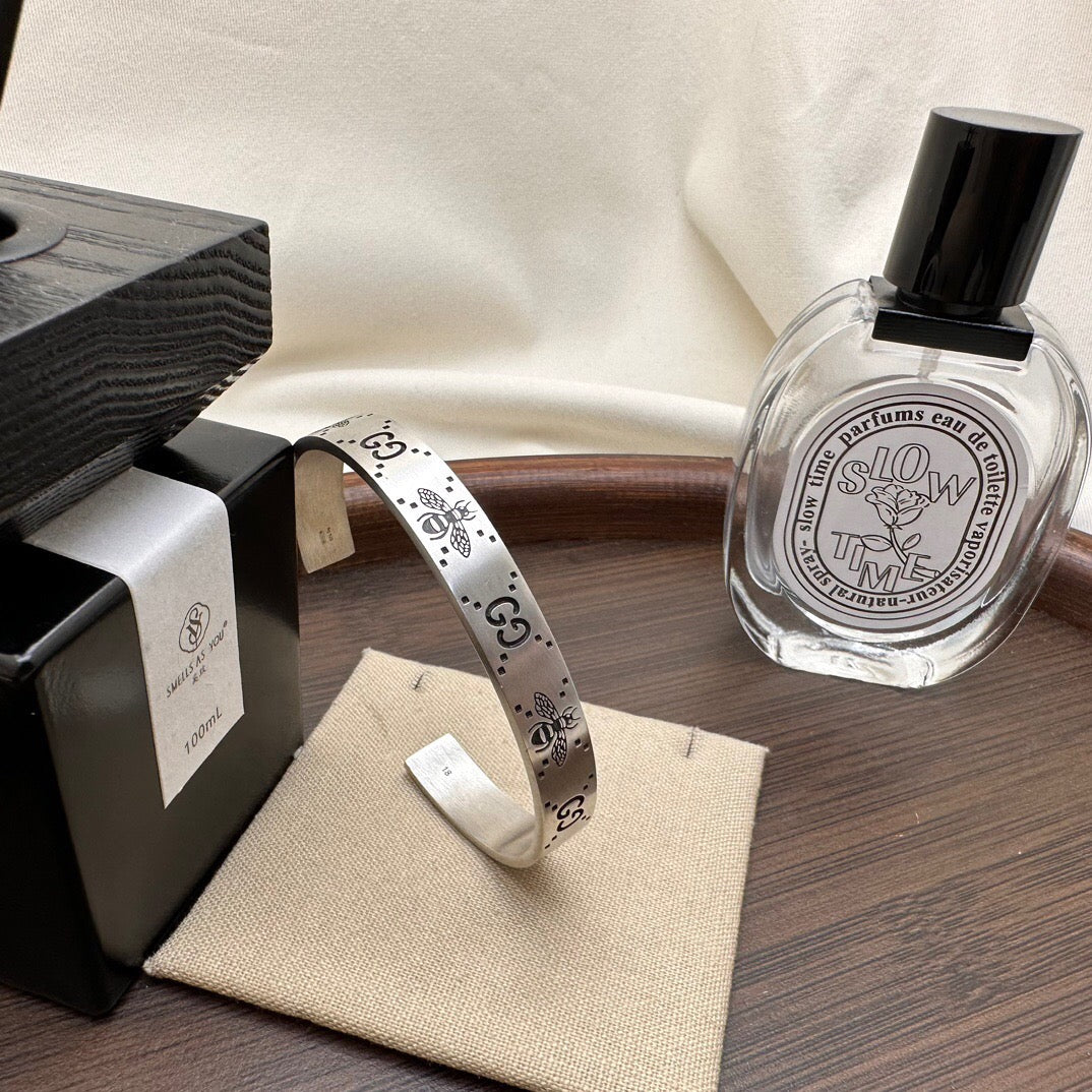 Bracciale in argento alla moda