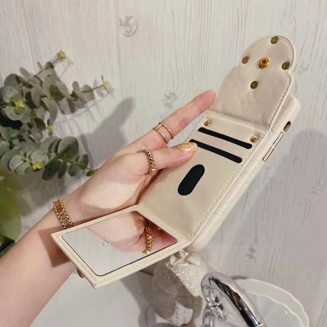 Custodia in pelle con specchio per iPhone