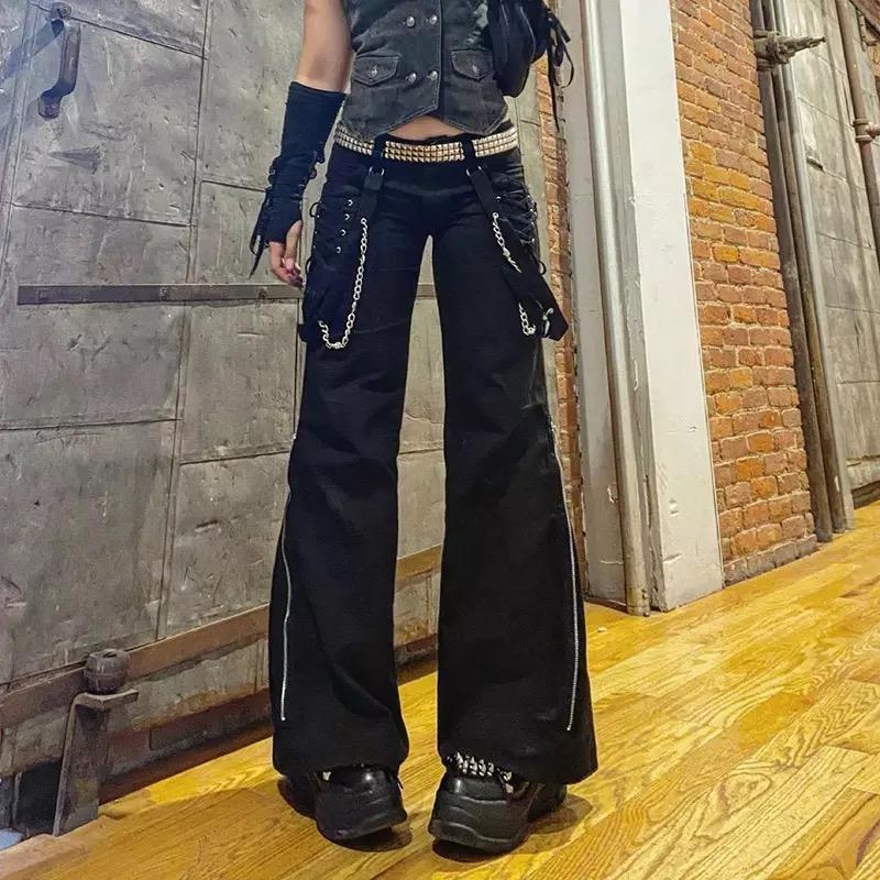 Pantaloni a gamba larga e vita bassa Y2k