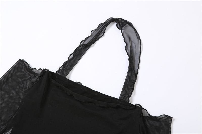 Top in rete tinta unita con maniche lunghe, spalle scoperte e arricciato