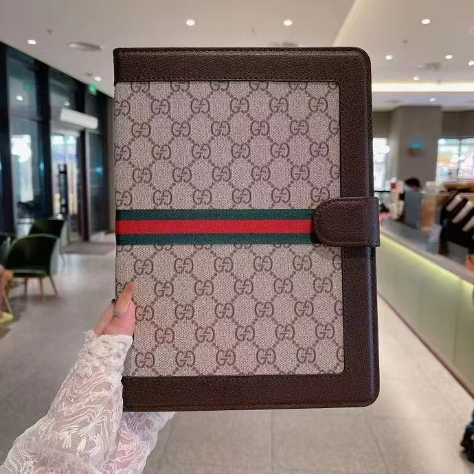 Custodia per iPad dal design fresco e grigio