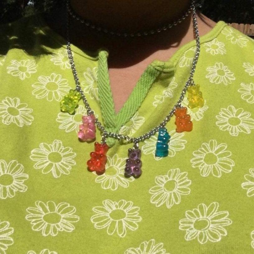 Collana con orsetto gommoso Y2K