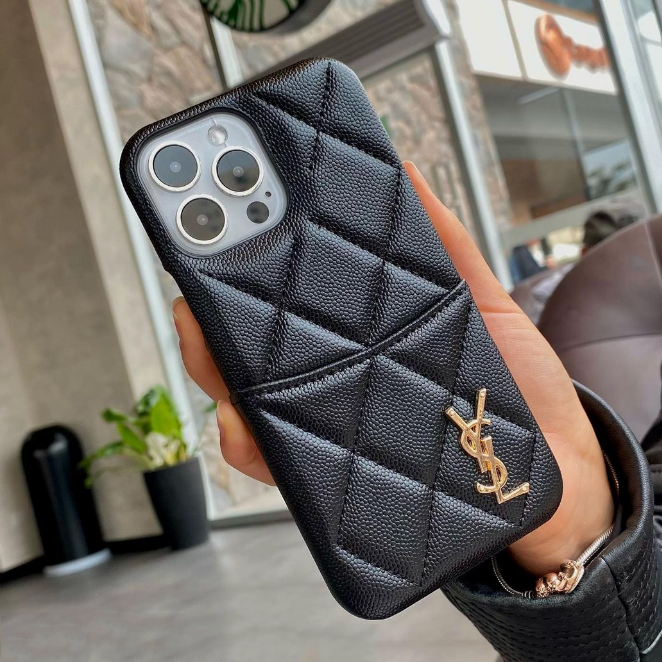 Custodia in morbida pelle per iPhone