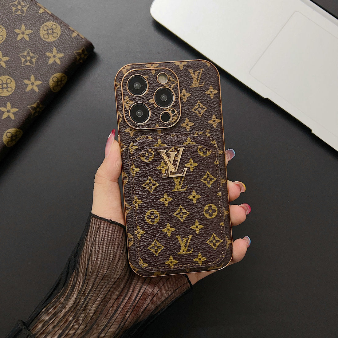 Custodia per telefono con porta carte in oro per iPhone