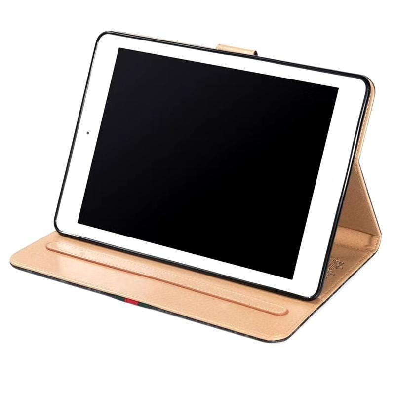 Custodia per iPad con design classico rosa