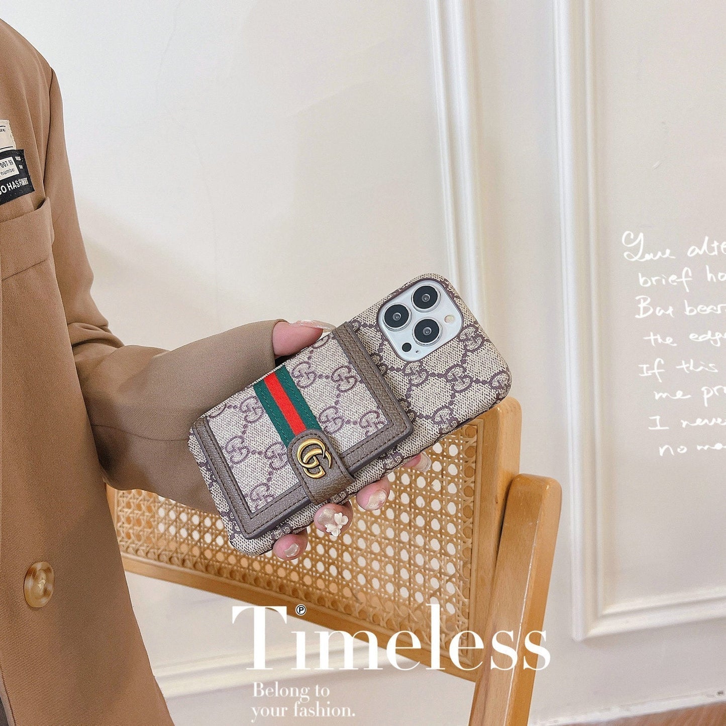 Custodia protettiva in pelle per iPhone