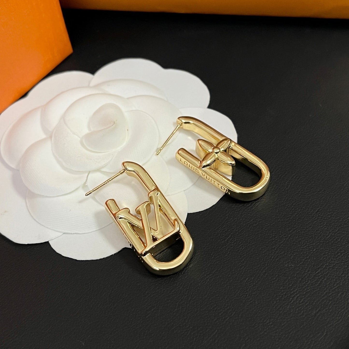 Orecchini classici personalizzati
